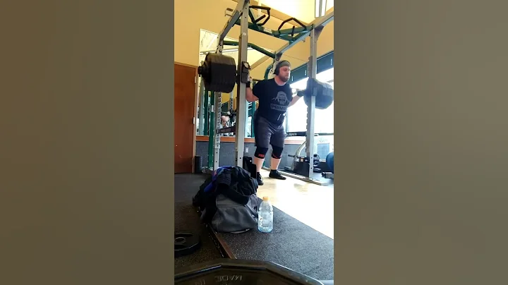 700 pound Squat! - Chris Shook
