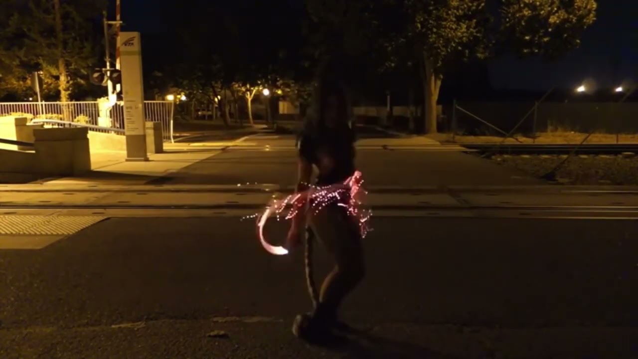 LOW PRICE LED Fiber Optic Whip 360 Degree Pixel Lightup Whip Light Flow Toy Rave