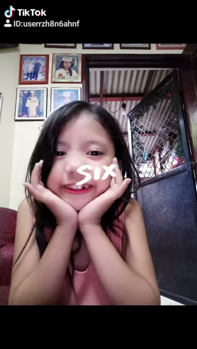 Rhiane makes slime