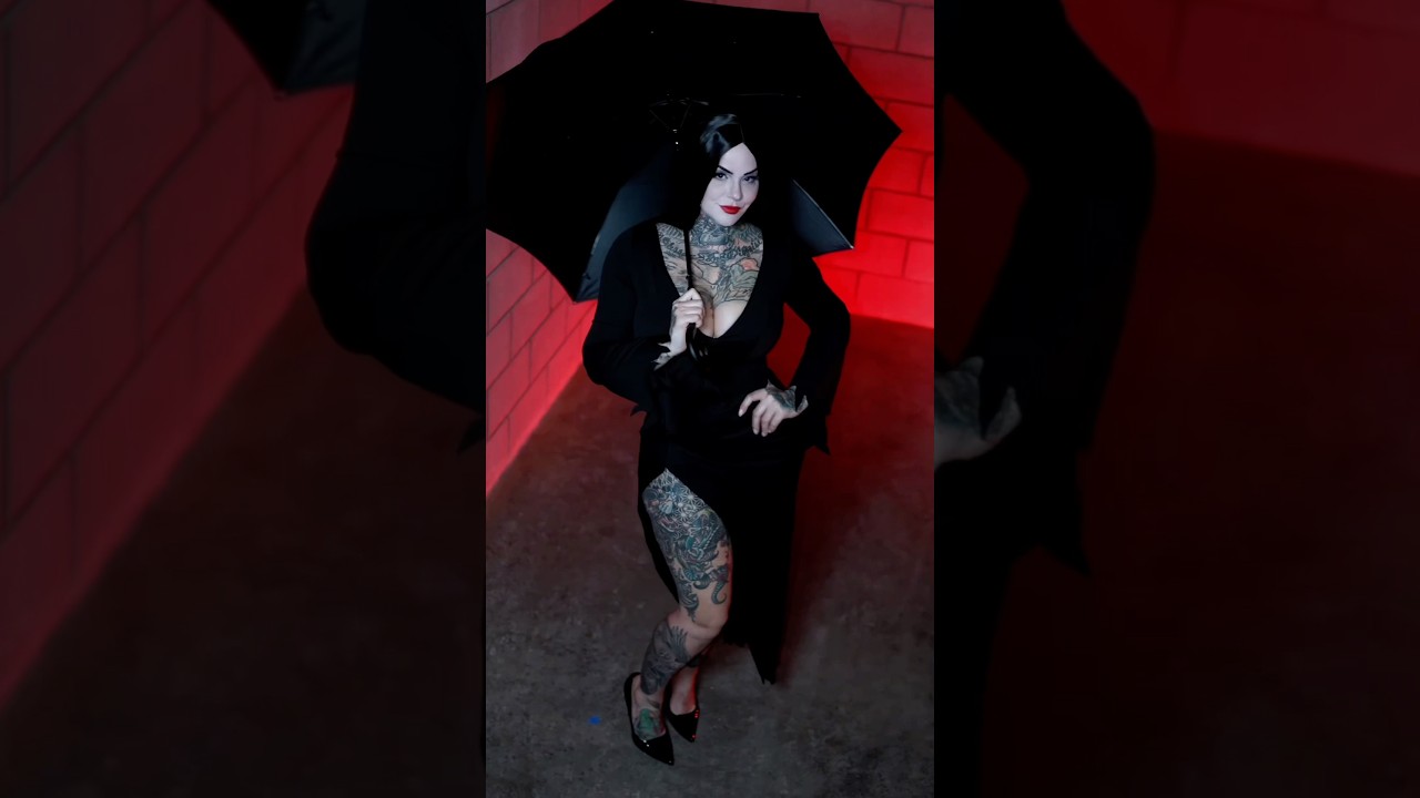 How’s my Morticia? #morticiaaddams