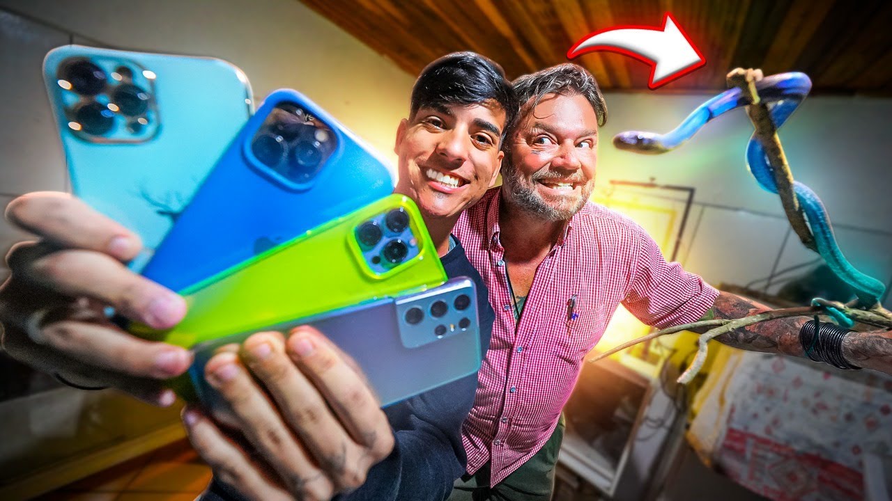 COLOQUEI OS IPHONES DOS MEUS AMIGOS DENTRO DE UMA CAIXA COM COBRAS ! ‹ Gui Nobre ›