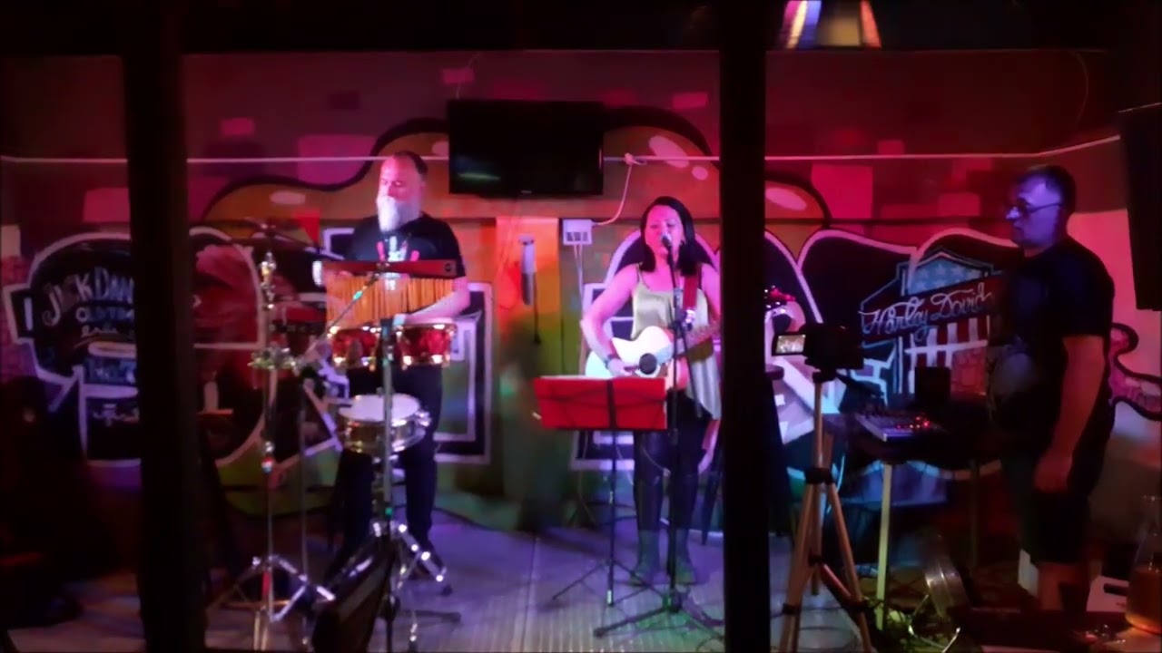 Claudia Șerdan și Marius Keseri în concert La Ingineri 1.09.2022