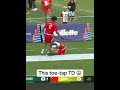 Mexico's Miguel Angel Veloz with the footwork 😤