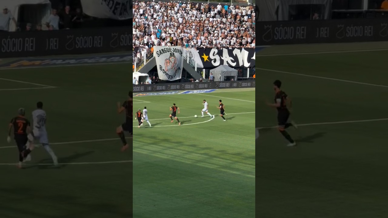 Gabigol faz tudo sozinho, rouba a bola, puxa o contra ataque e finaliza na saída do goleiro Hugo