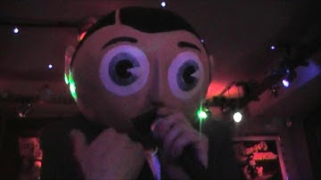 Frank Sidebottom
