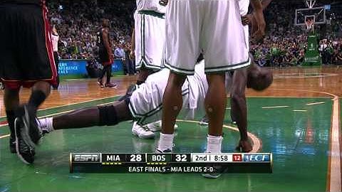 K.G. Does Knuckle Push-Ups