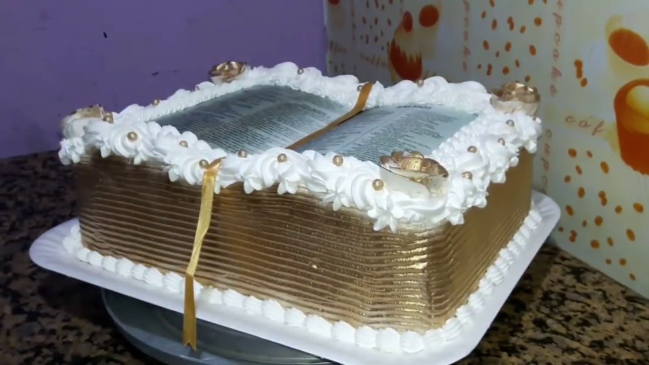 DECORAÇÃO DE BOLO BÍBLIA ABERTA