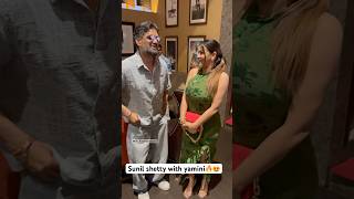 Download Lagu Sunil shetty with yamini 😍 #sunilshetty #sunilshettyfunnydubbing #bollywood #bb #biggboss #yamini MP3