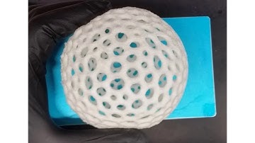 Highly expandable foam for lithographic 3D printing - explanation and demonstrations