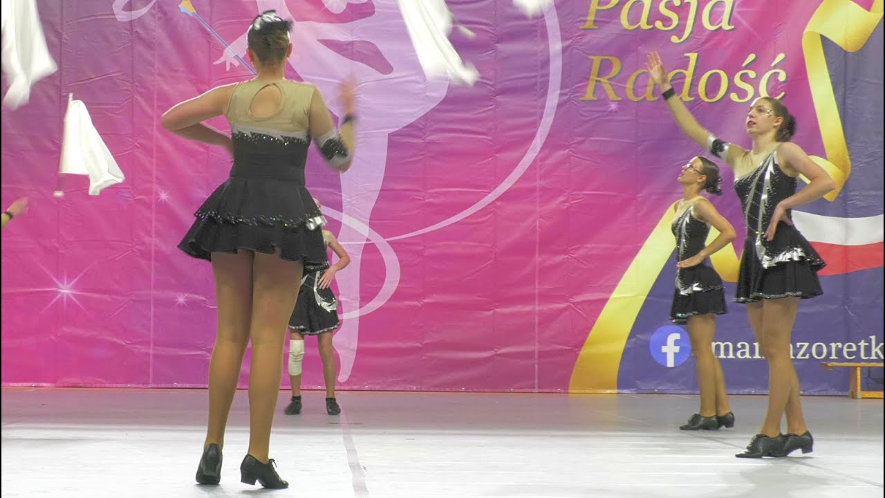 Majorettes 'LA BELLA' - Leśnica / Mażoretki | mini  flag senior | Kędzierzyn-Koźle 2024