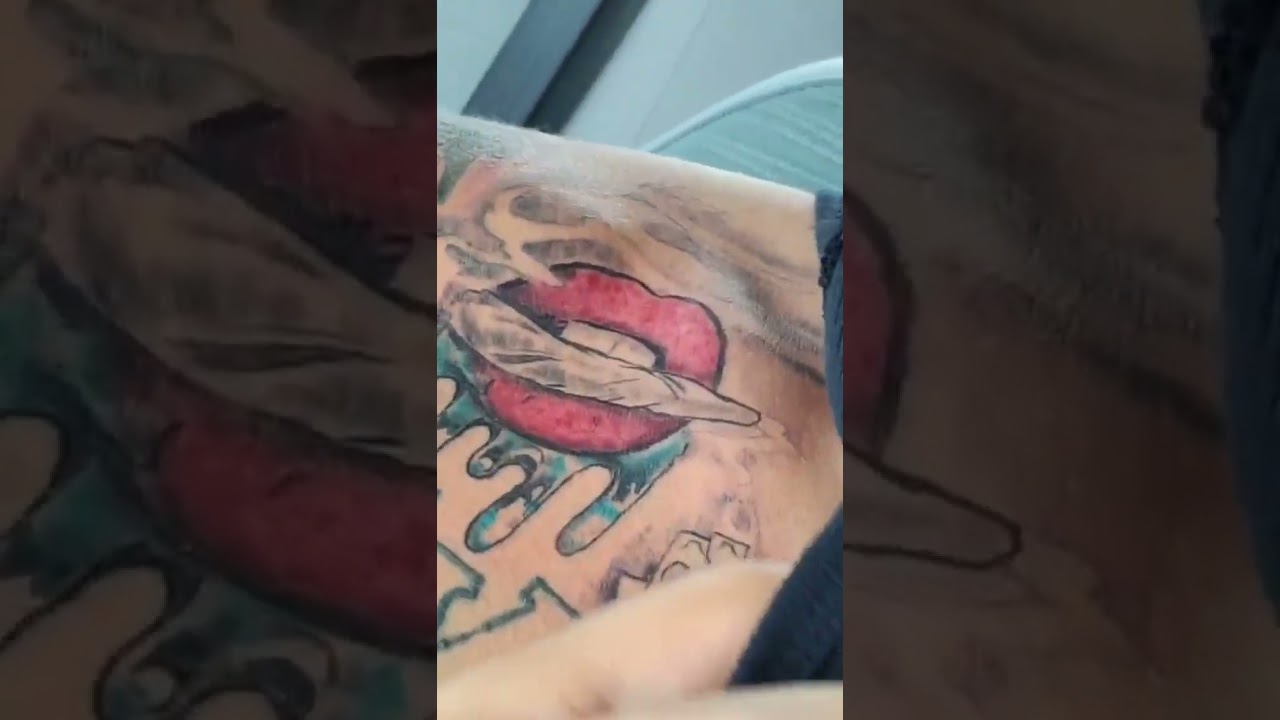 CARLITOZ SHOWING OFF HIS NEW TATTOOS!ART WORK ON FIRE! 