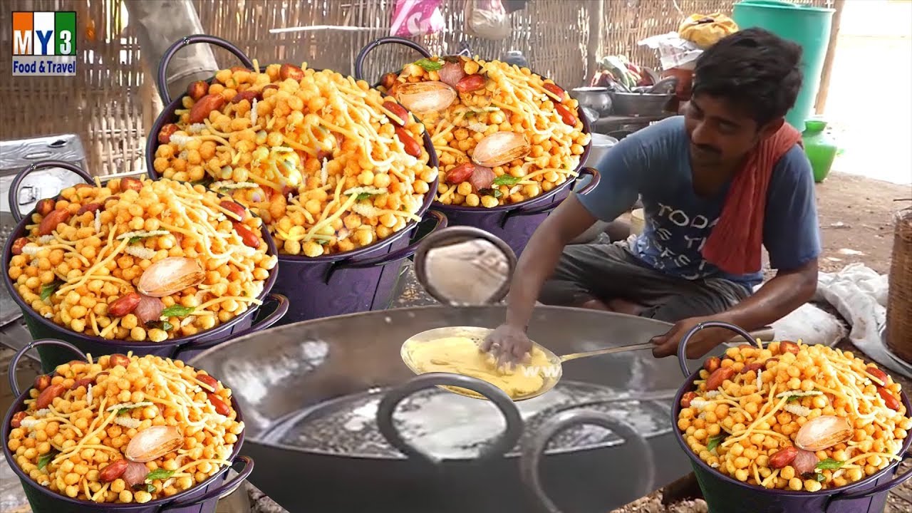 SMALL BALL SHAPED GRAM FLOUR  FRITTERS | street food | VILLAGE STYLE KARA BOONDI MAKING | | STREET FOOD