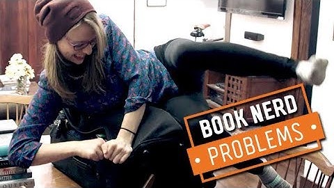 Getting Your Vacation Books in the Luggage | Book Nerd Problems