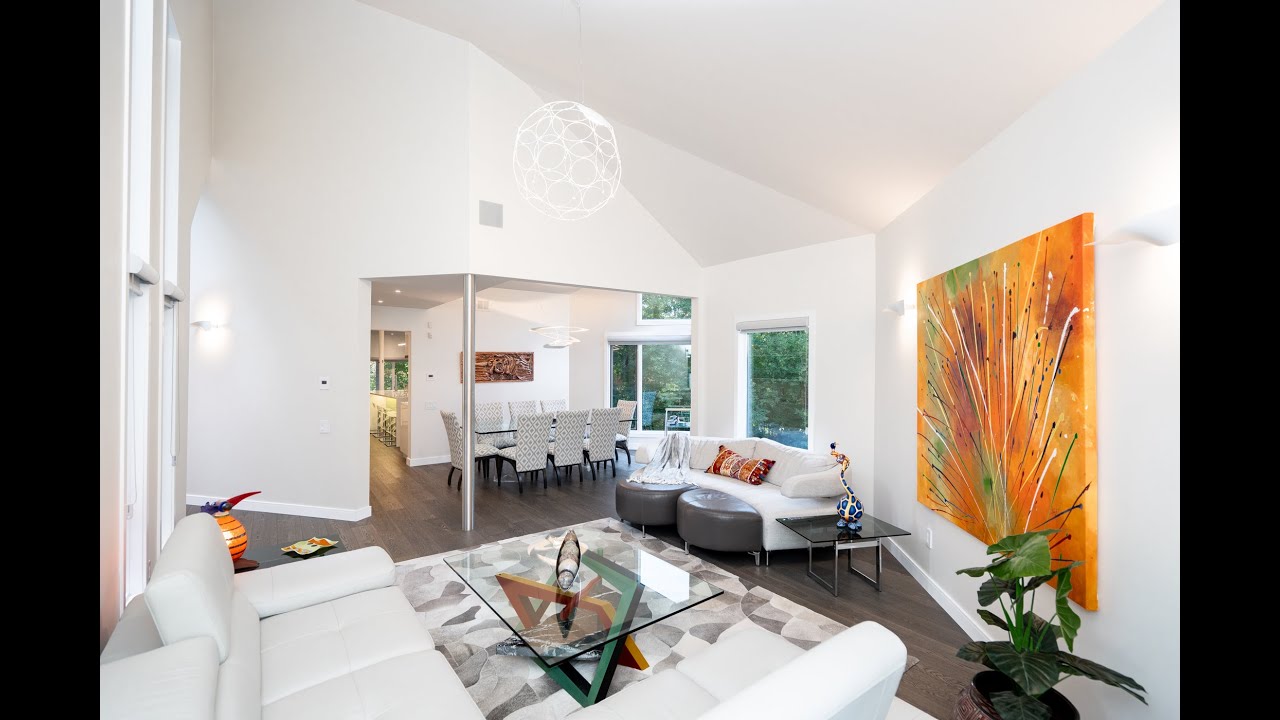 87 Elmvale Crescent Stunning Architectural Home for Sale in