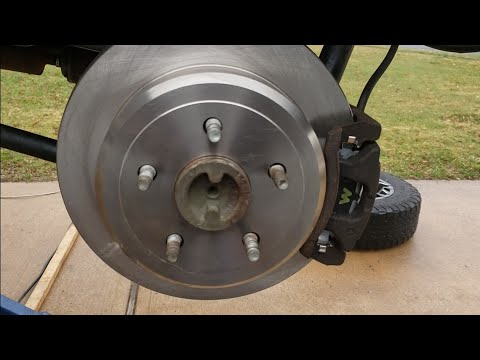 Jeep Wrangler Unlimited Sport 4x4 Rear Brake Pad & Rotor Tips How to