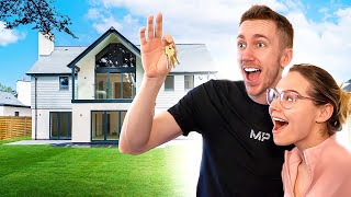 WE BOUGHT A HOUSE!