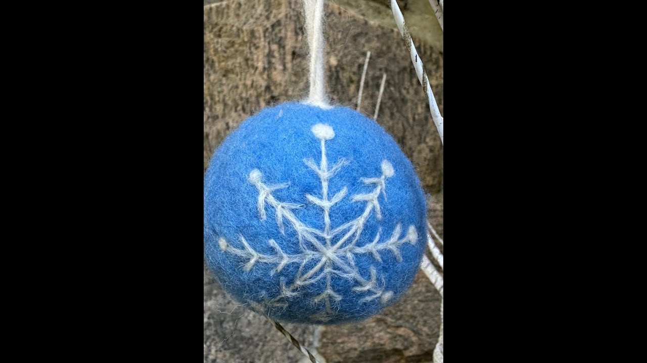 Making a snowflake ornament with Feltalala - Part 1