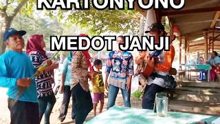 Kartonyono Medot Janji,Goyang hot