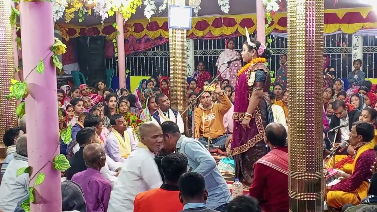 নীলা কীর্তন নতুন নতুন ভিডিও পেতে সাবস্ক্রাইব করুন! একটা লাইক কমেন্ট করুন 