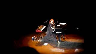 Tori Amos - Carbon, live in Moscow, Russia - 02-10-11