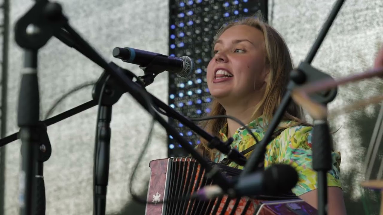 Tradicinė kapela RAGAUVA – Ei, draugai