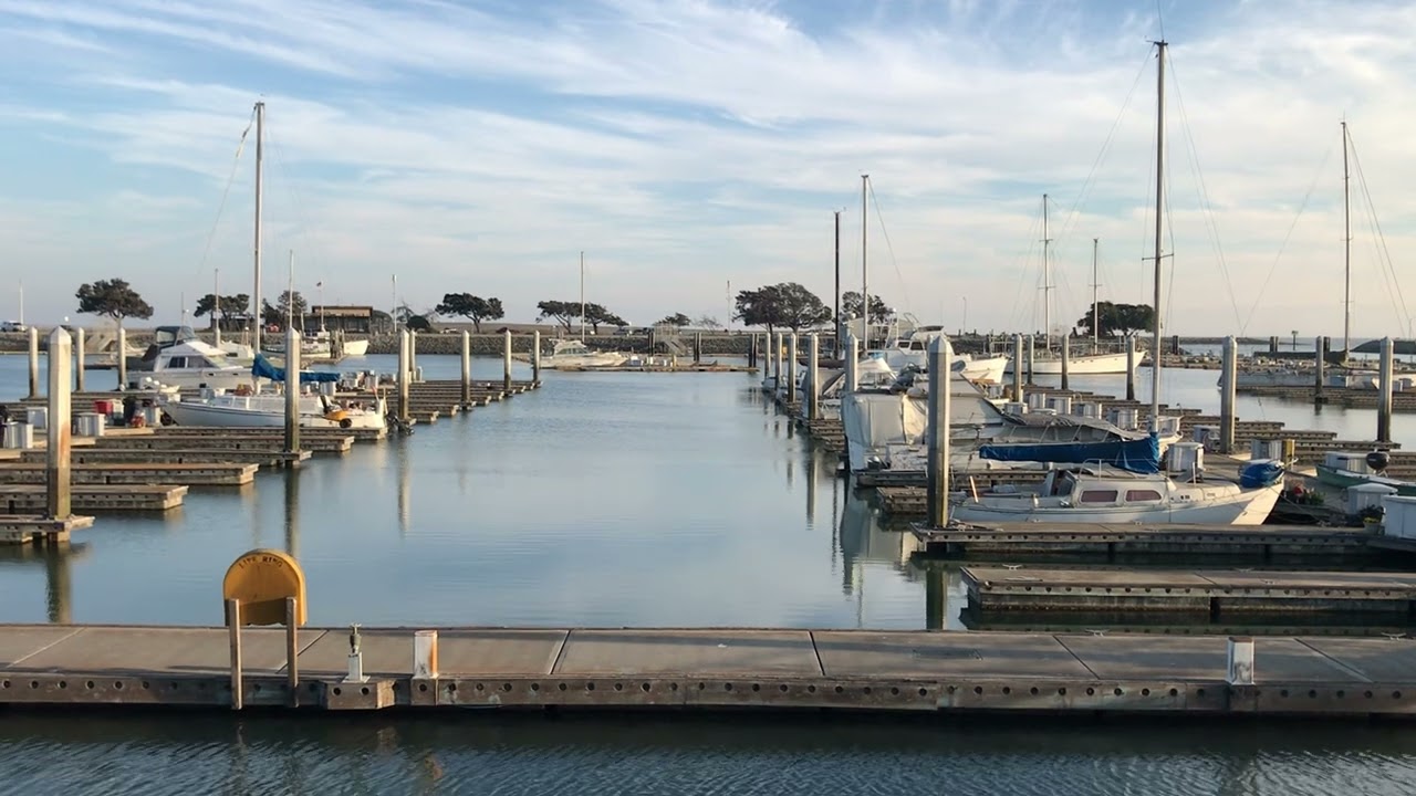 Docks boats green screen zoom background Creative Commons free download
