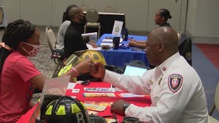 Shreveport Fire, Police Department looks to fill officer shortage at city job fair