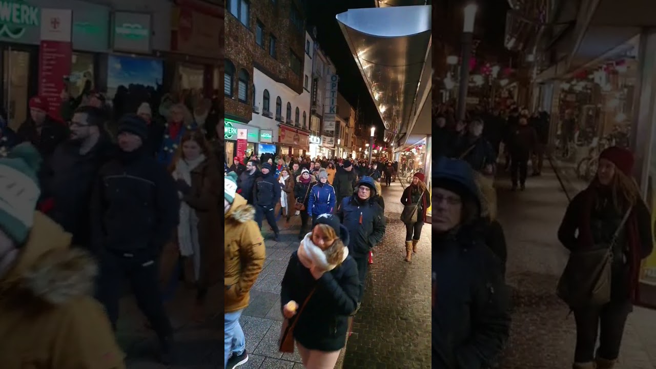 25 12 Stuttgart Impfpflicht Corona lockdown demo 2G