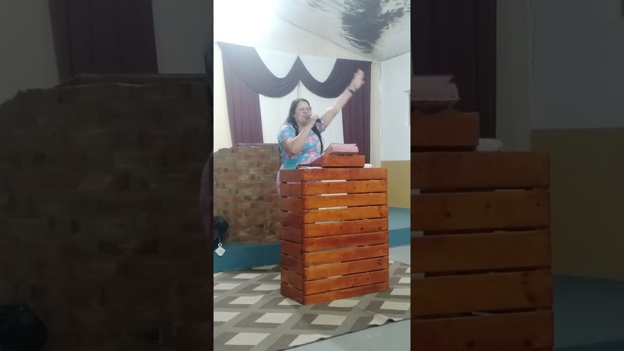 CANTORA MIRIAM ALEXANDRE I.E.P CHAMA DIVINA VILLAGE-CAMPINAS-SP