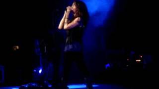 Alanis Morissette - Moratorium + You Oughta Know - São Paulo, Brazil - 03/02/2009