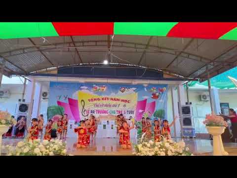 Các bé lớp 5A1 với bài múa Tiếng đàn Talư , tiếng chày trên sóc Bombo