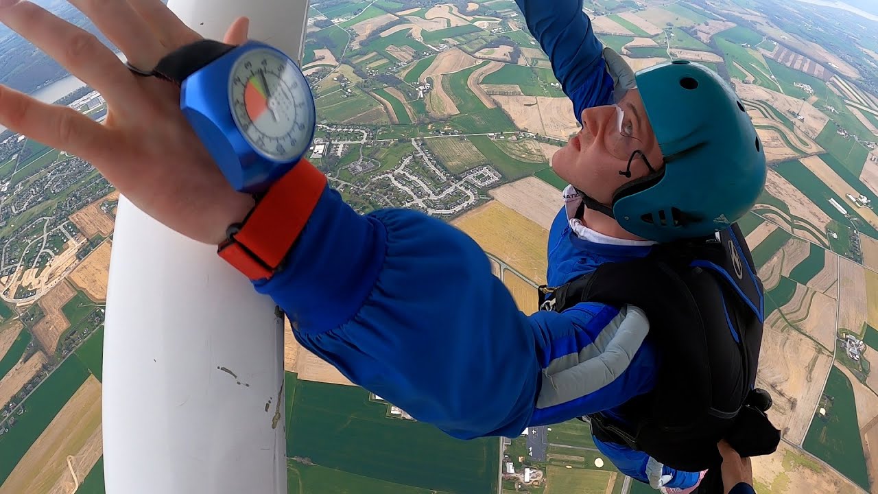 Skydiving: My First IAD Jump
