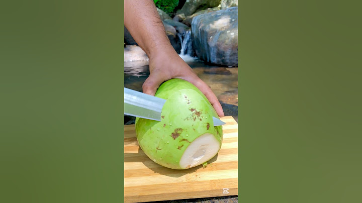 *Refreshing Green Coconut Cutting 🥰🌴🥥🔪| Nature's Hydrating Drink.#satisfying