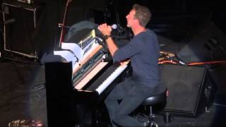 "Clocks" (Live) - Chris Martin - Oakland, Fox Theater - April 30, 2016 chords