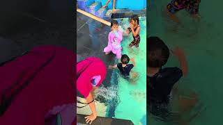 bermain air seru bihan dan KK kina