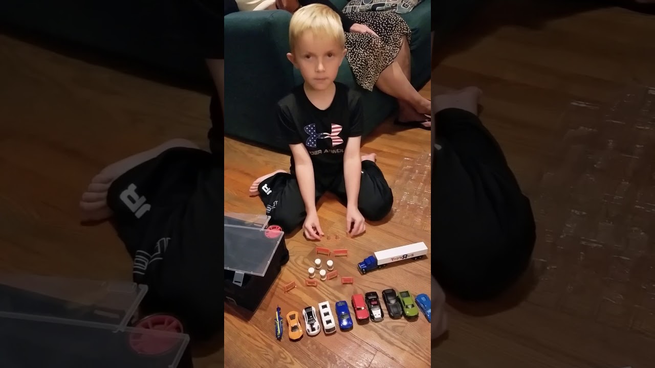 Fun with Bryson: Toys r us fast lane car hauler