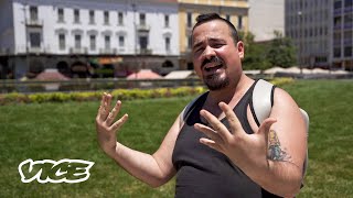 Το Μότσι: Μια Αρτίστα της Queer Σκηνής