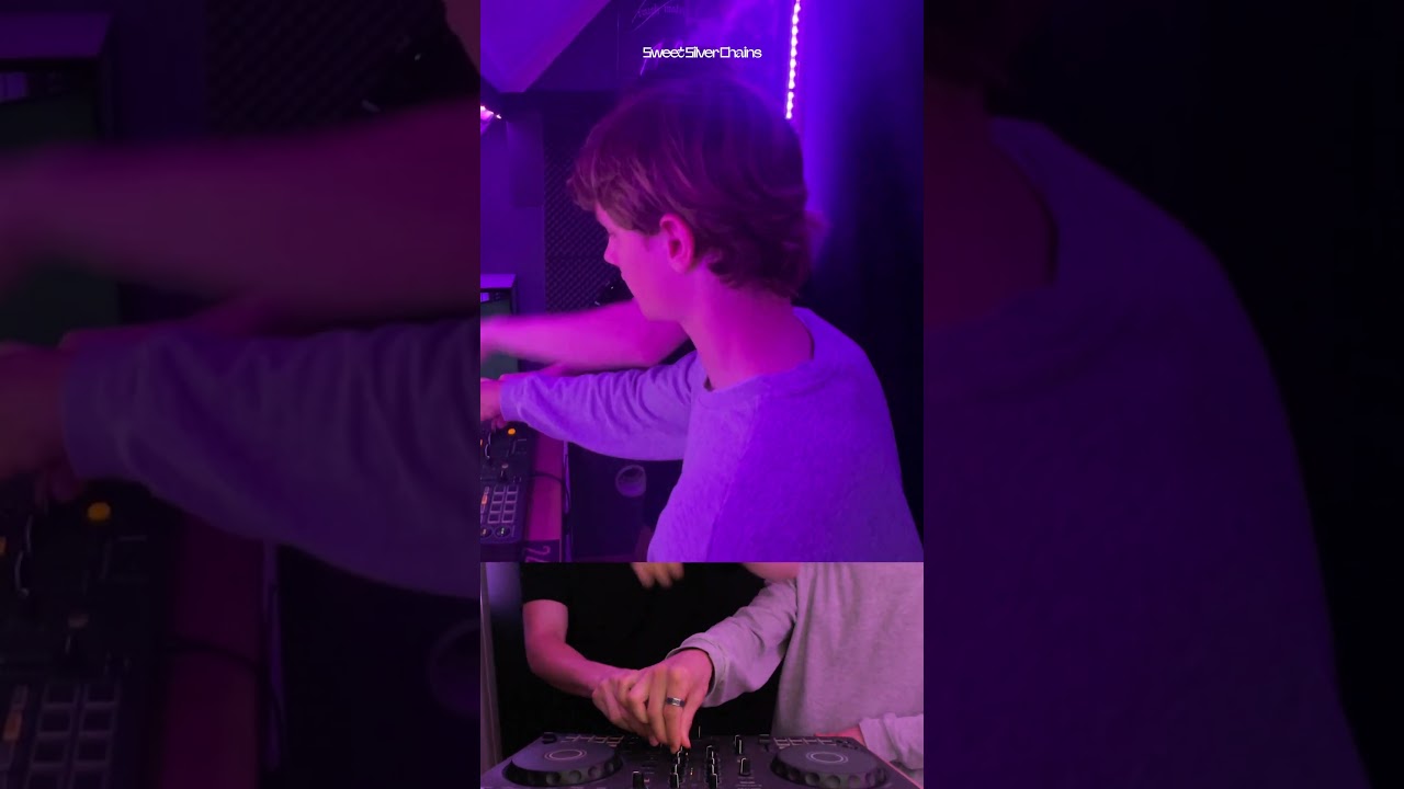 these kicks are just crazy.. 