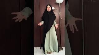 Abaya Simple Yang Elegan Dan Bikin Keliatan Ramping Ada Di Abaya Zayana.. Yuk Miliki Sekarang