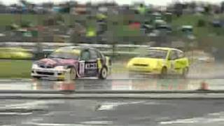 BTCC 2001   Croft   Learn how to overtake with Jim Edwards Jr