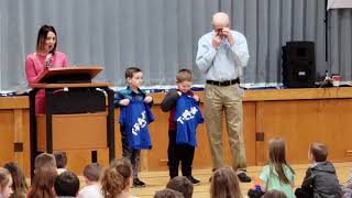 Sophie wins T*E*A*M award kindergarten 2019