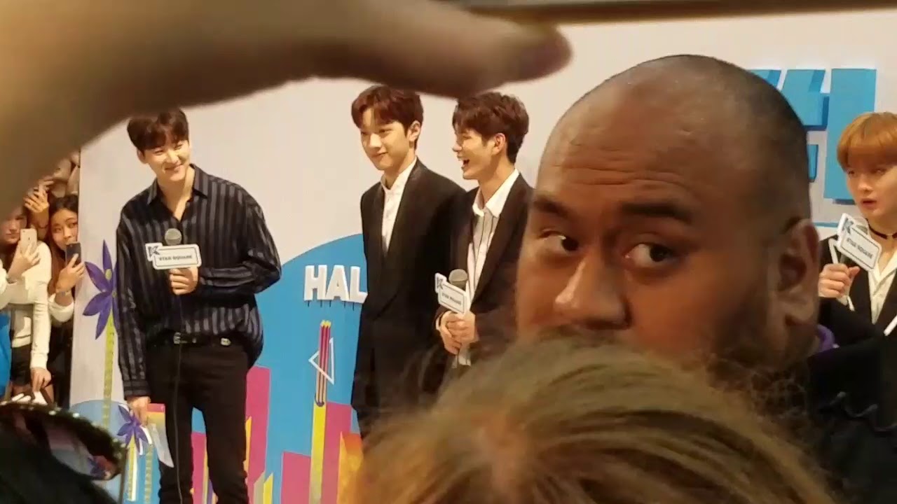 WANNA ONE - KCON LA 2017 - STAR SQUARE FAN MEET