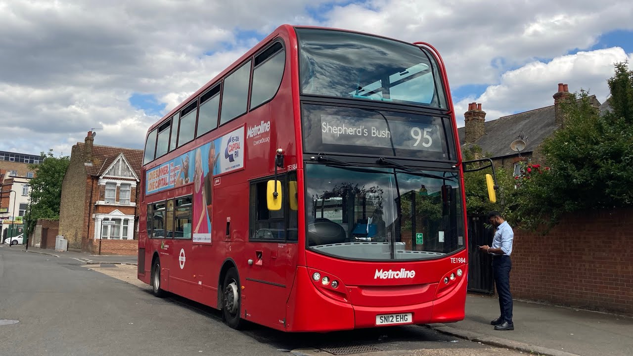 FRV. Metroline Route 95 Shepherd’s Bush to Southall Town Hall. Enviro400 TE1984 (SN12 EHG)