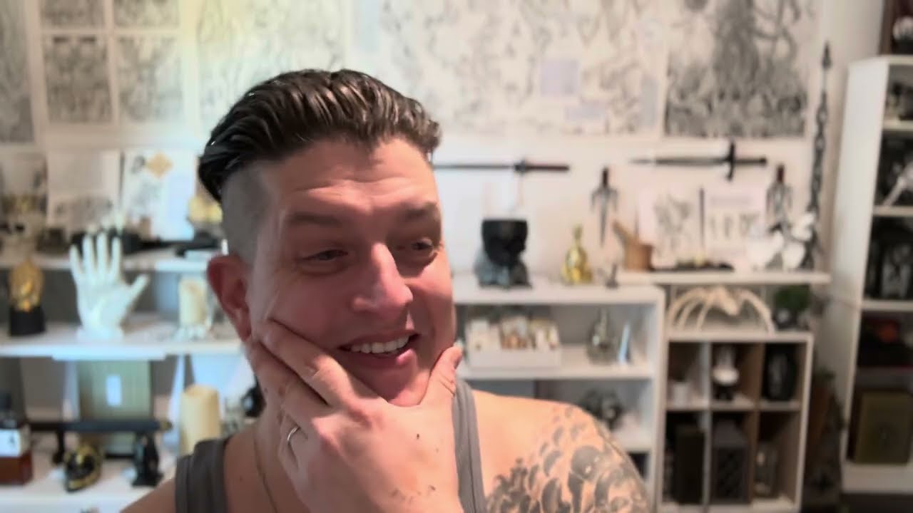 Chris Abroad против Oriental Pearl: кто прав?