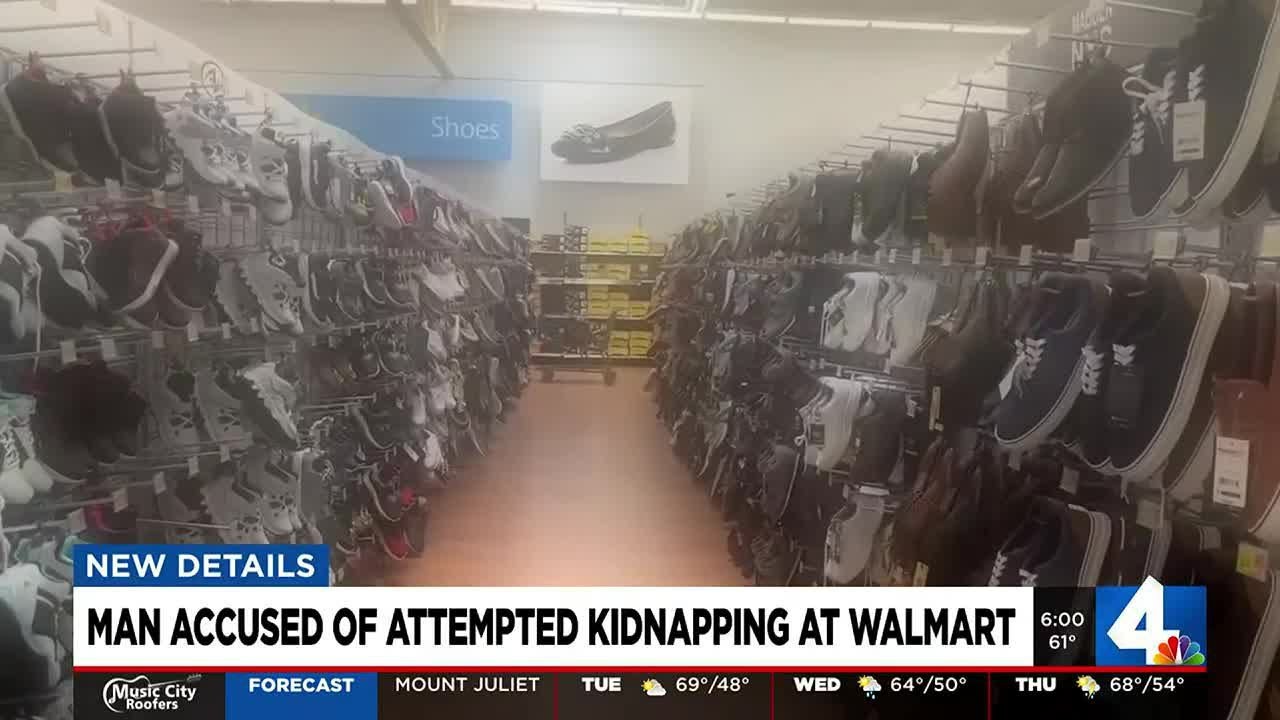 Man accused of attempted kidnapping at Walmart - YouTube