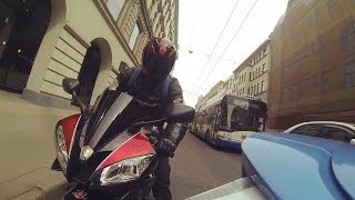 ⁣YAMAHA R6 vs SUZUKI GSXR 600 I ГОЛОВА ЗАКРУЖИТСЯ 100% !