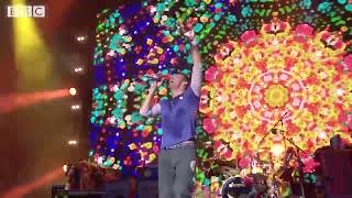 Coldplay - Hymn For The Weekend ( The Best Live Performance )