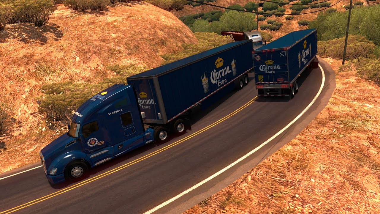 Kenworth T680 rumbo a Cabo San Lucas, Baja California Sur, México