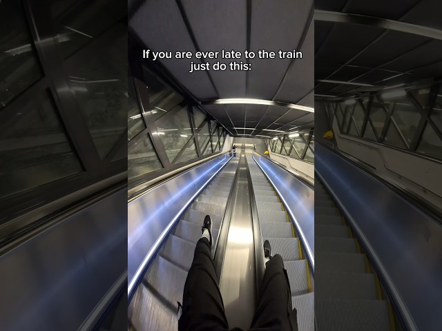 If you are ever late to the train just do this😳😱 #hacks #parkourvideos #short class=