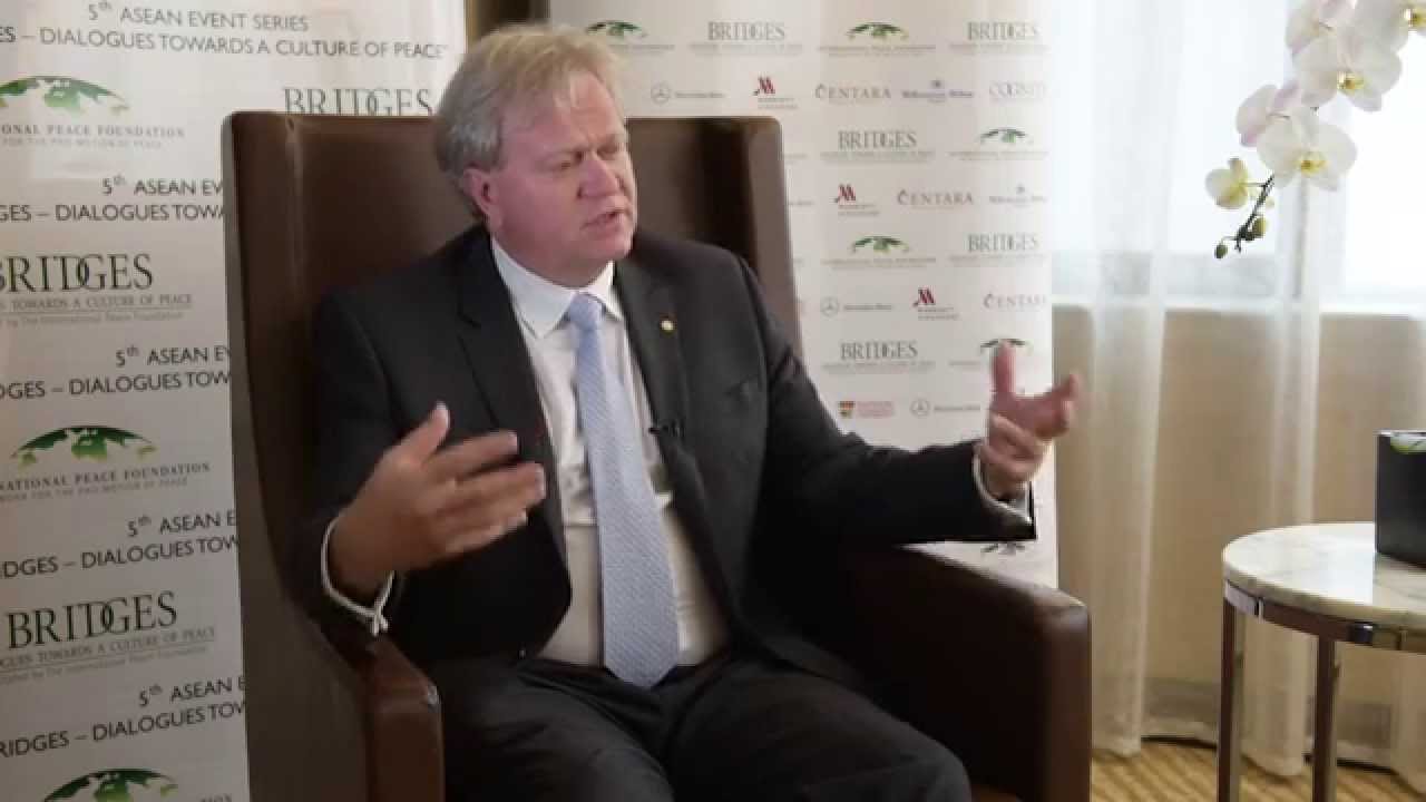 Chat with Nobel prize winner Professor Brian Schmidt